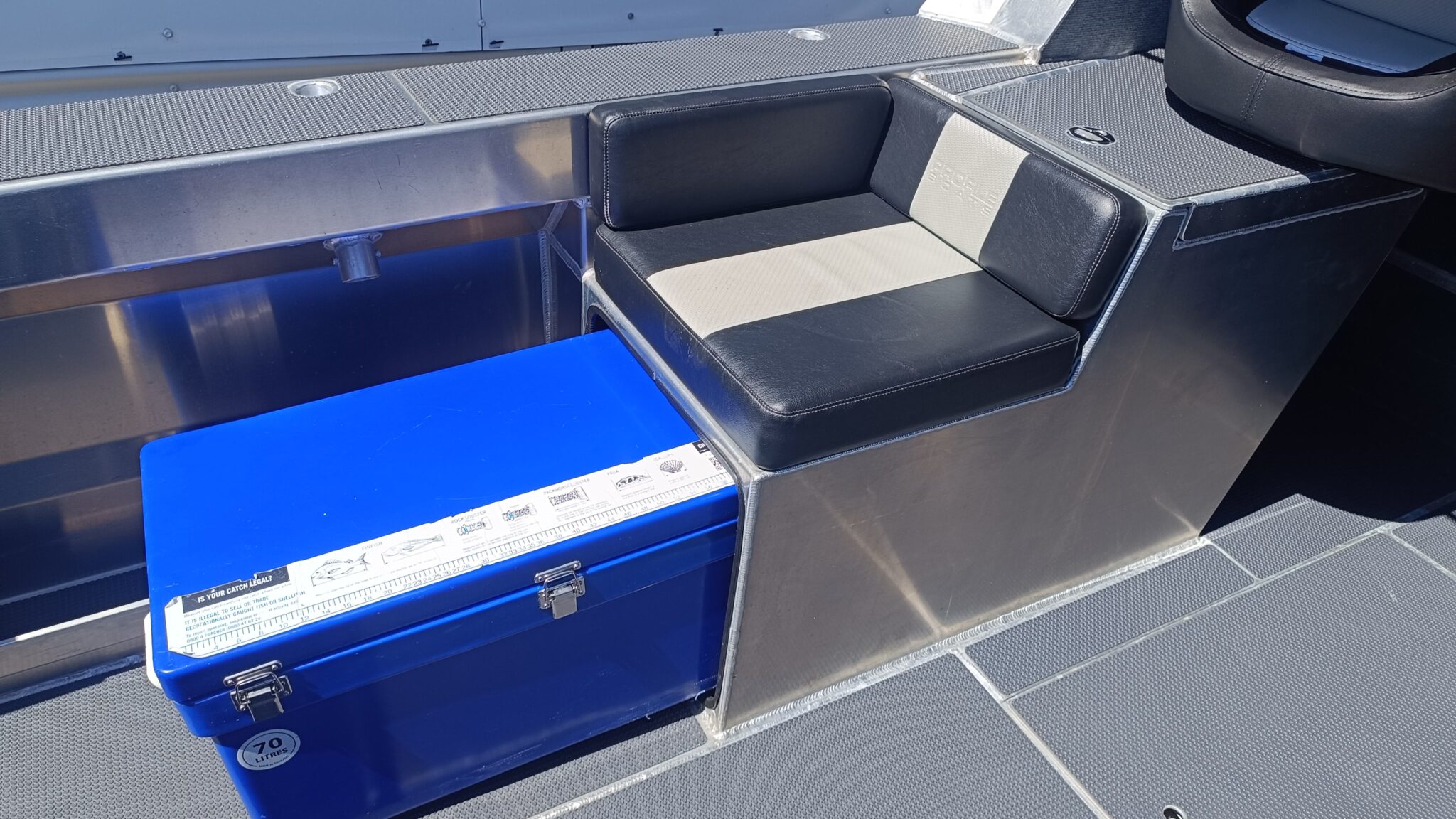 Profile Boats 585H Limited (2023) Yamaha F150