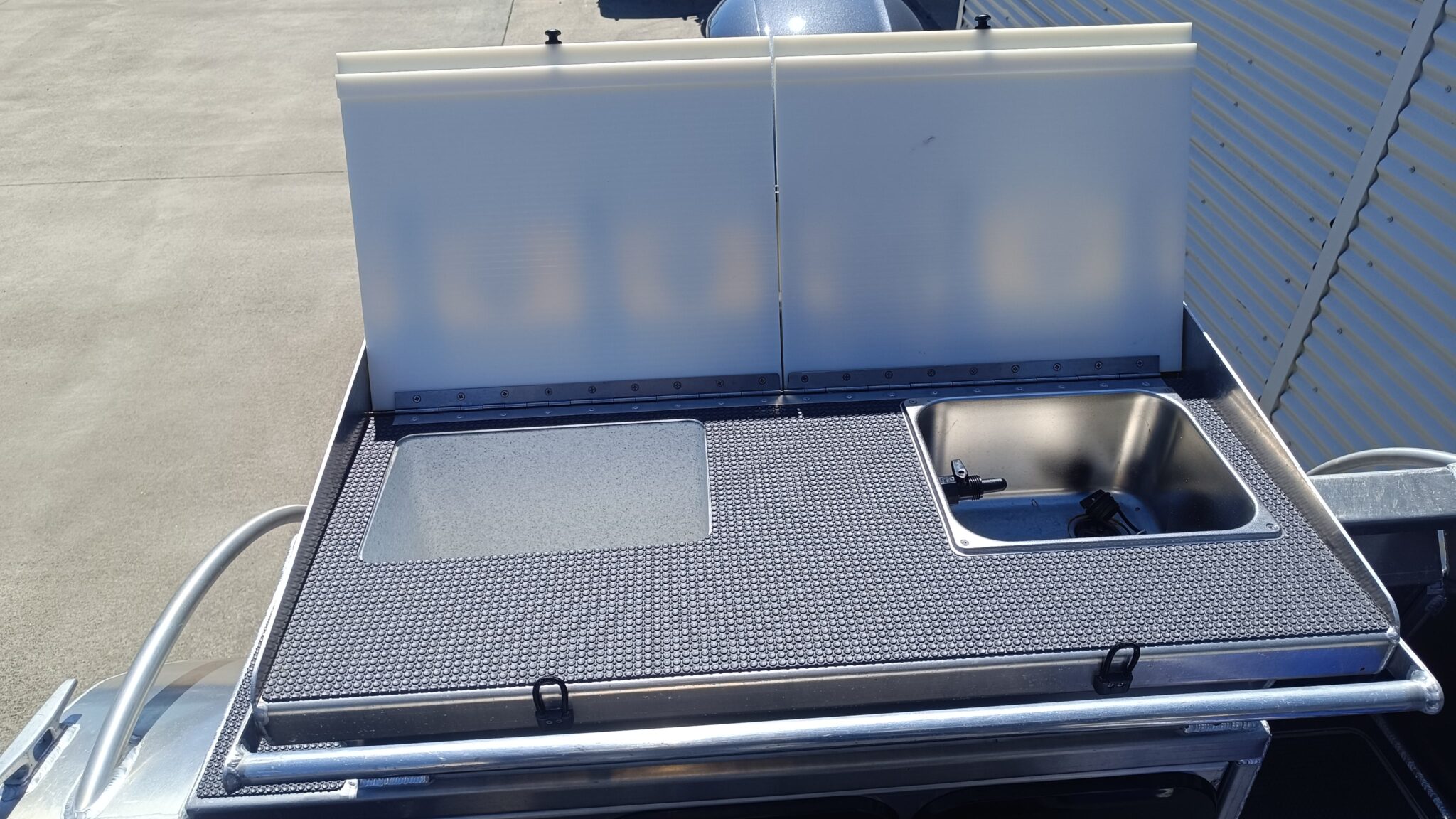 Profile Boats 585H Limited (2023) Yamaha F150
