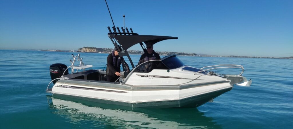 Profile Boats 545C