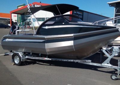 Profile Boats 585C