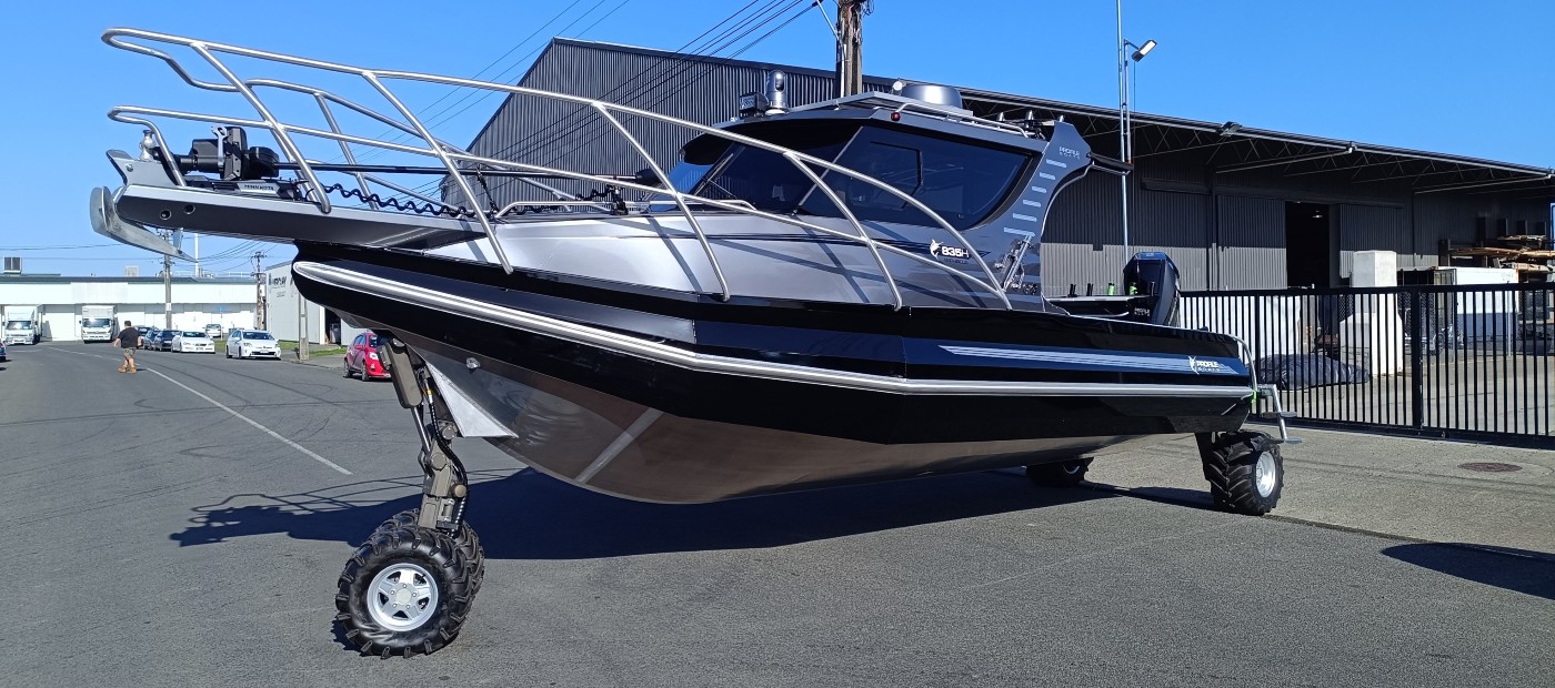 Profile Boats Amphibious