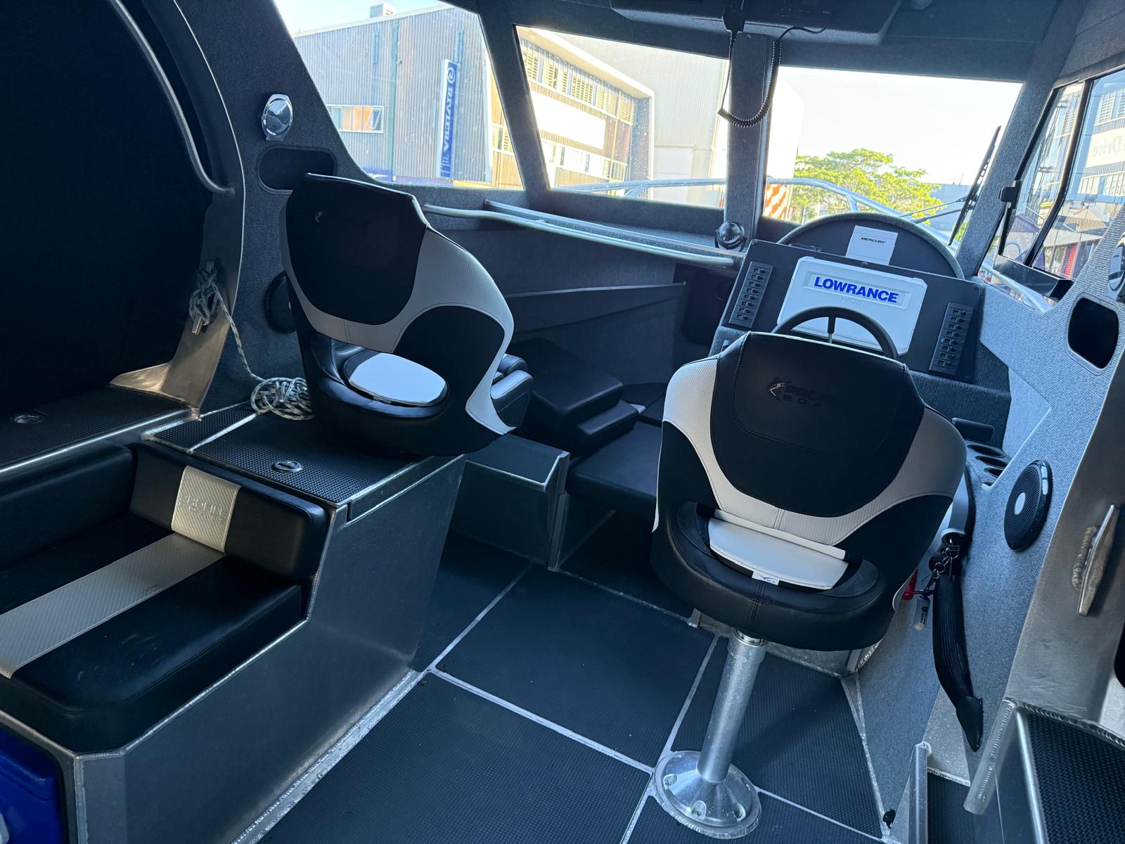 Profile Boats 635H Limited (2022) Mercury 175XL